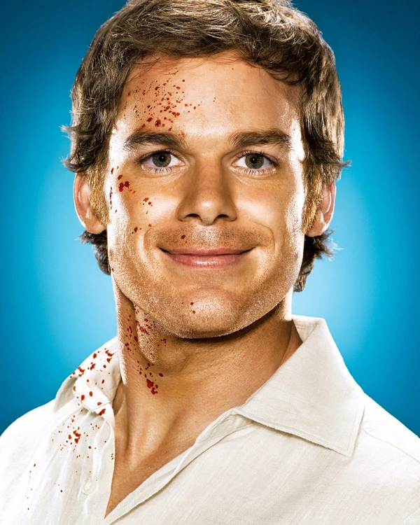 Dexter morgan, un personnage conçu comme un super héros.